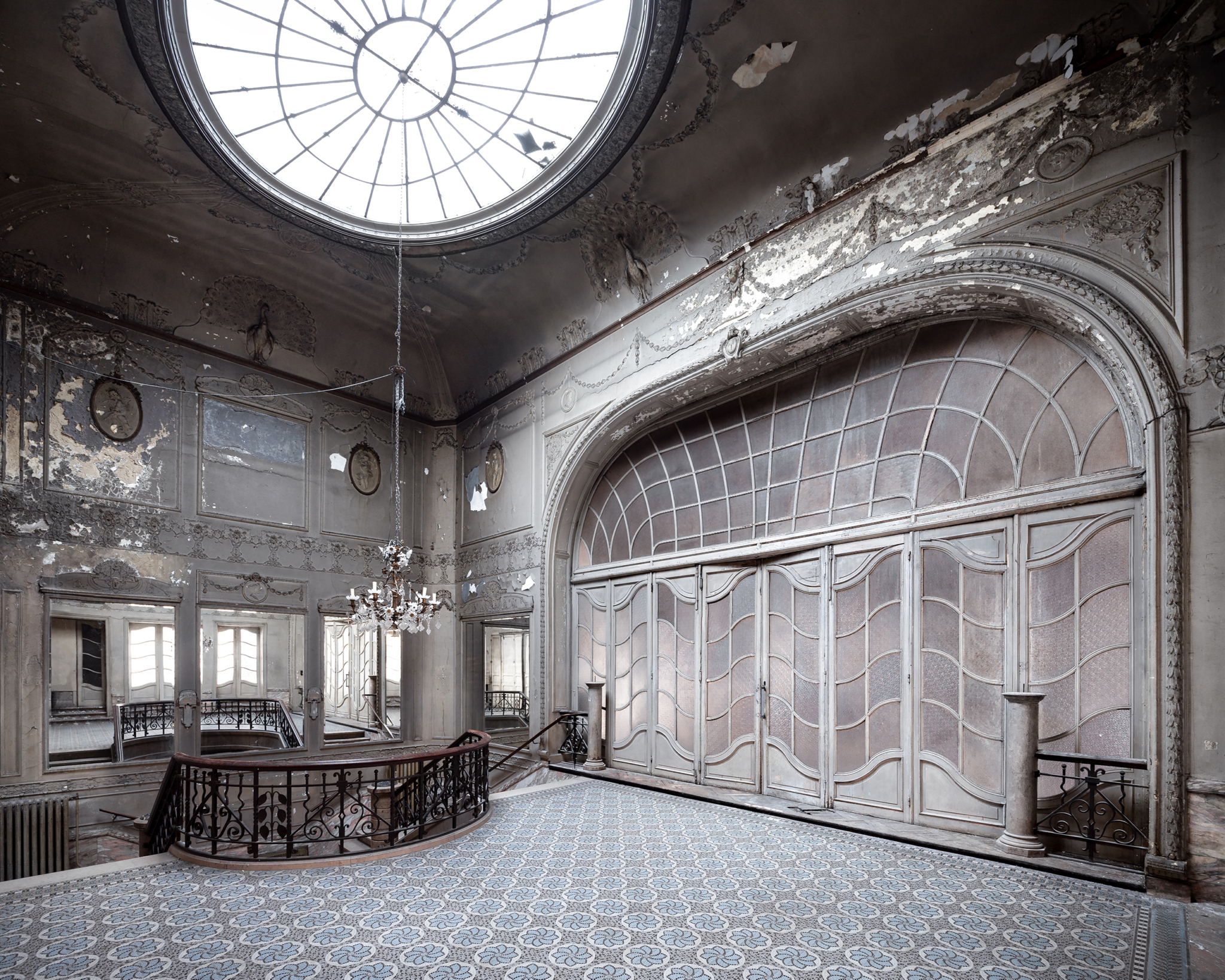 Diamant Palace - Abandoned Theater in Belgium