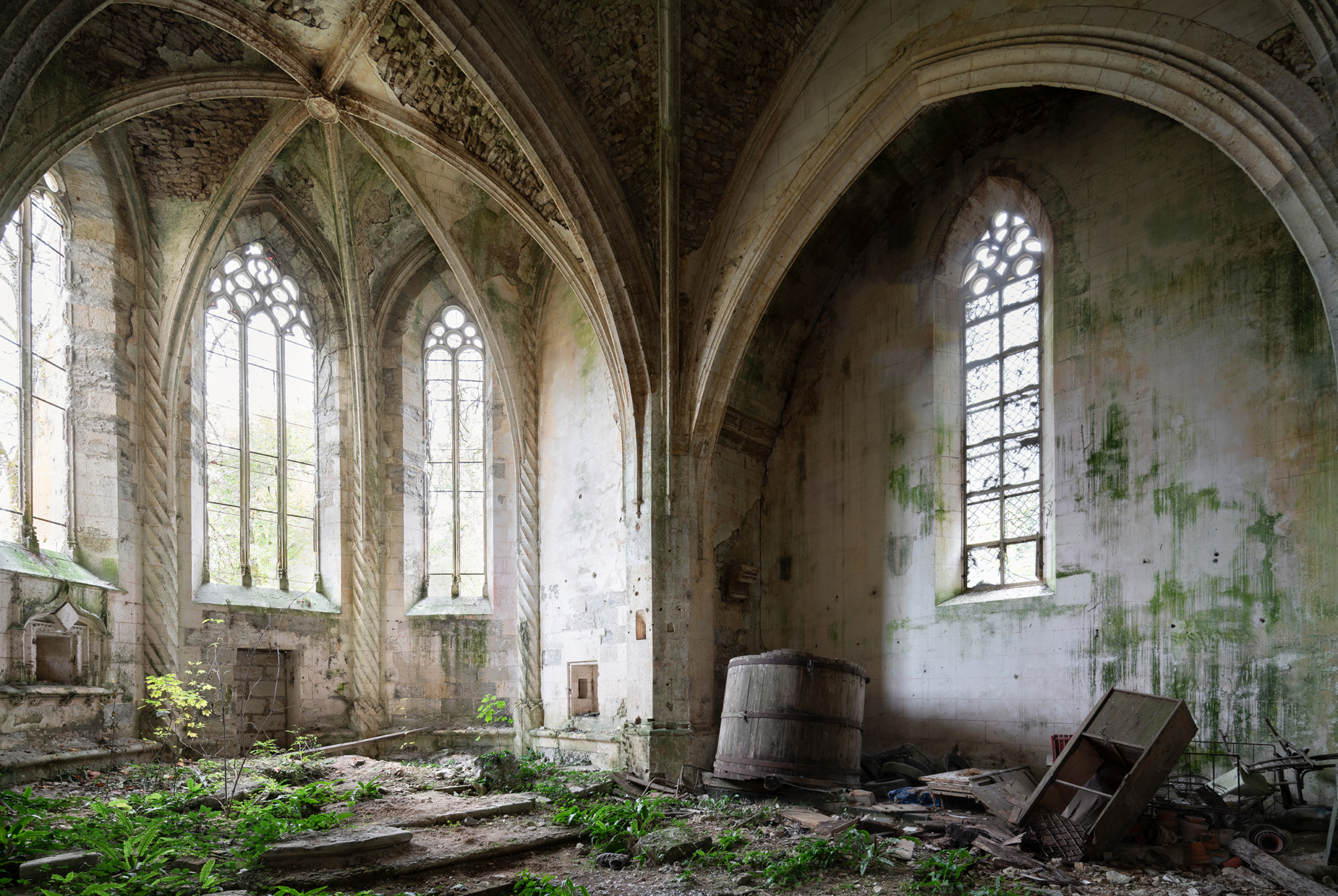 Abandoned church in huge decay in France