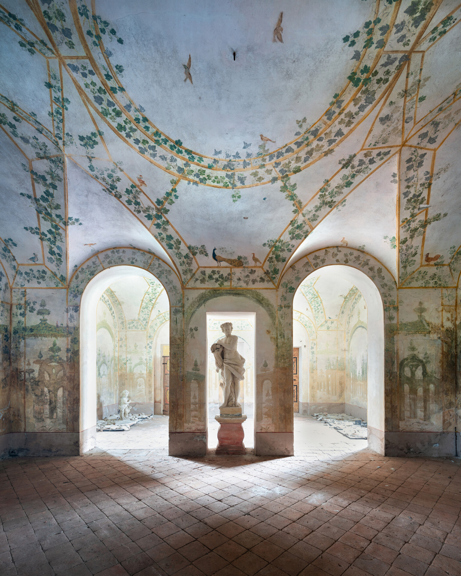 Daydream - Abandoned Villa in Italy