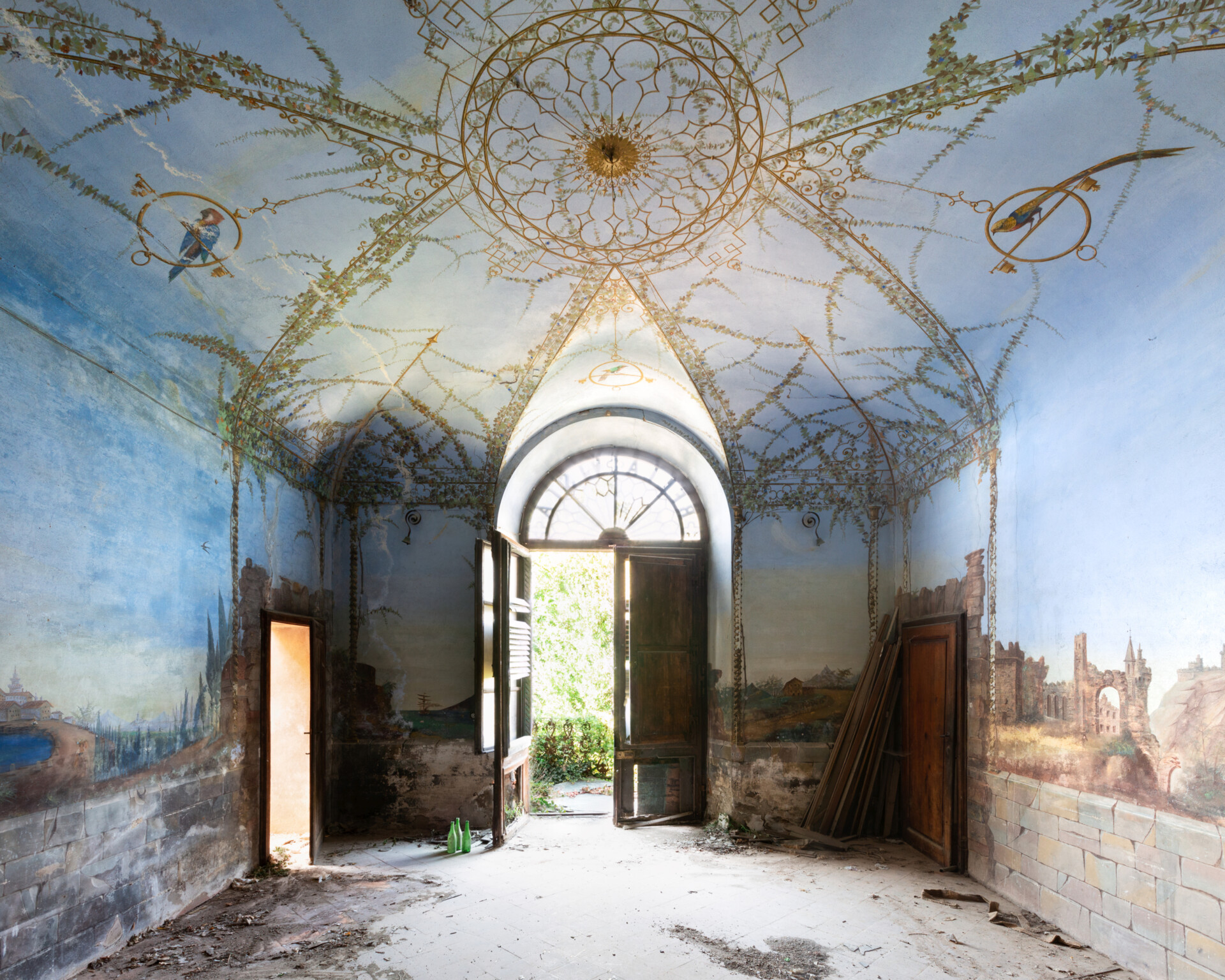 Bellavista - Abandoned Villa in Italy